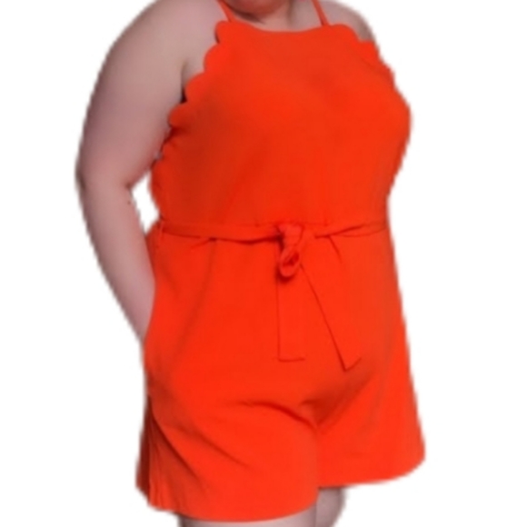 Victoria Beckham Scallop Tie Waist Romper - Picture 5 of 5